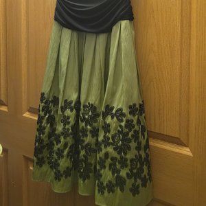 Dress black & green